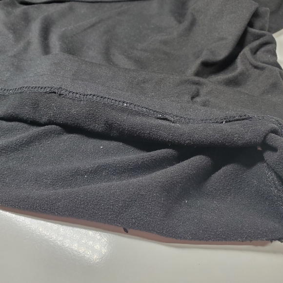 Love Black Long Sleeve Turtleneck with Ruched Sides Top - Picture 4 of 11